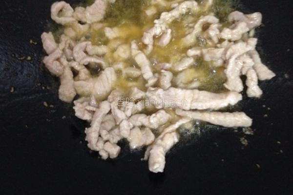 苦瓜炒肉丝的做法图解2