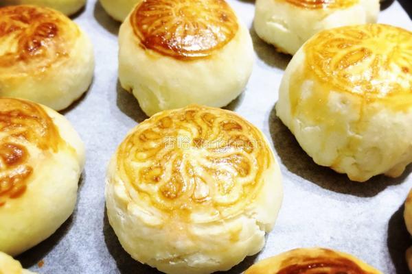 莲蓉酥的做法图解12