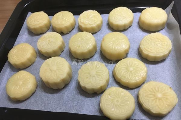 莲蓉酥的做法图解8