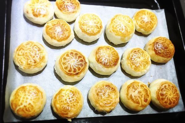 莲蓉酥的做法图解11