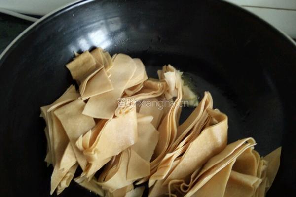 干豆腐炒青椒的做法图解7
