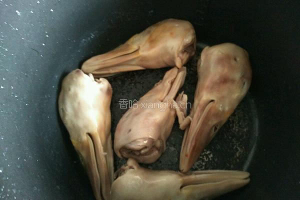麻辣鸭头的做法图解11