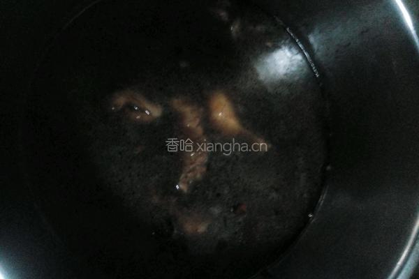 鸡翅根炖香菇的做法图解10