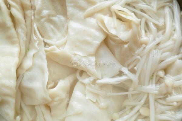 凉拌豆皮金针菇的做法图解4