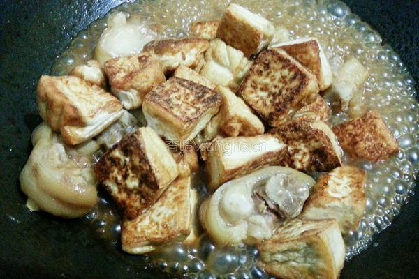 豆腐烧猪蹄的做法图解10