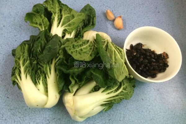 豆豉小白菜的做法图解1