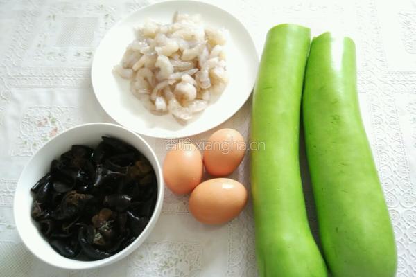 瓠子虾仁素水饺的做法图解1