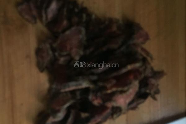红辣椒炒腊牛肉的做法图解3