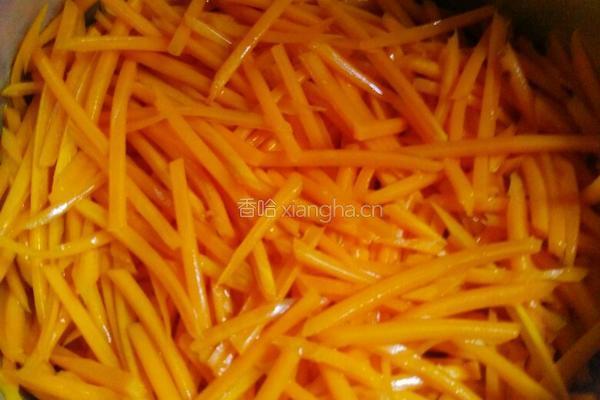 煎甜南瓜饺子的做法图解1