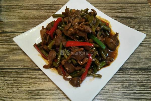 酸豆角炒鸡胗的做法图解6