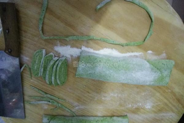 手擀蔬菜面的做法图解8