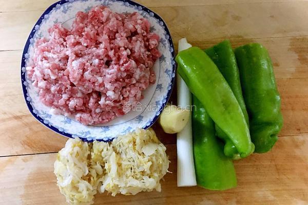 花边饺子（酸菜鲜肉馅）的做法图解3
