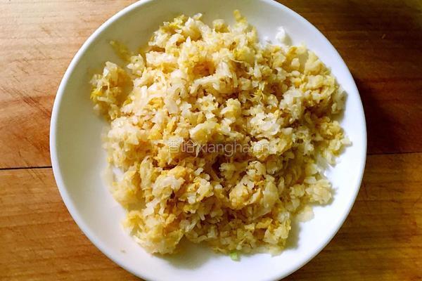 花边饺子（酸菜鲜肉馅）的做法图解4