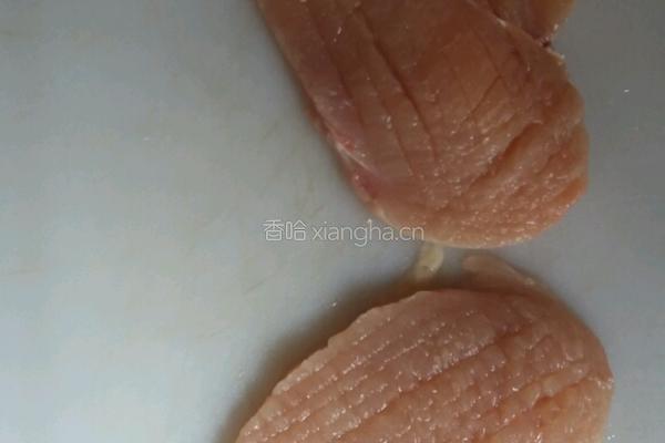 鸡胸肉烧洋葱的做法图解1
