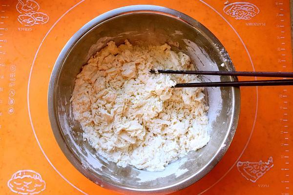 鸳鸯蒸饺的做法图解1