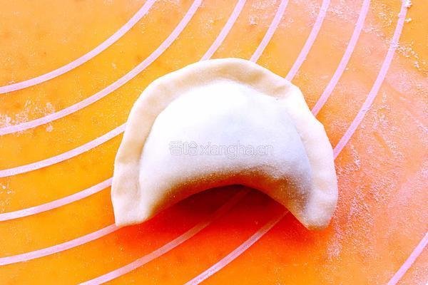 花边饺子（酸菜鲜肉馅）的做法图解13