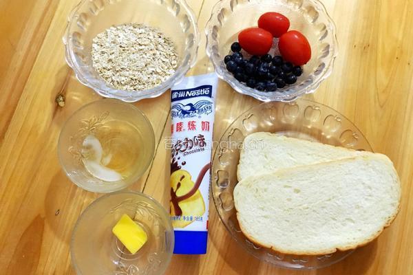 燕麦蜂蜜吐司的做法图解1