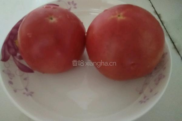 白糖拌西红柿的做法图解1