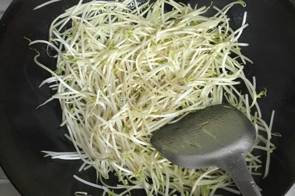 干煸肉丝的做法图解2