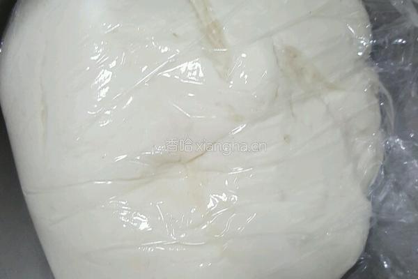 核桃红豆包的做法图解1