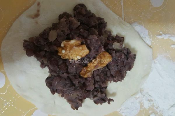 核桃红豆包的做法图解3