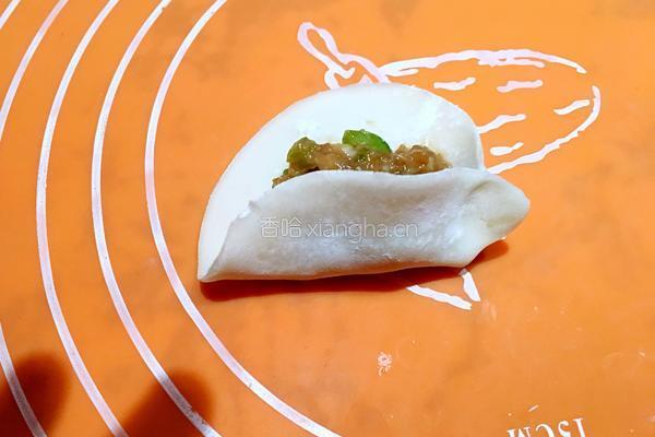 麦穗蒸饺（酸菜青椒鲜肉馅）的做法图解5