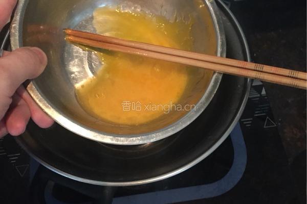 芝士培根班尼迪克蛋的做法图解6