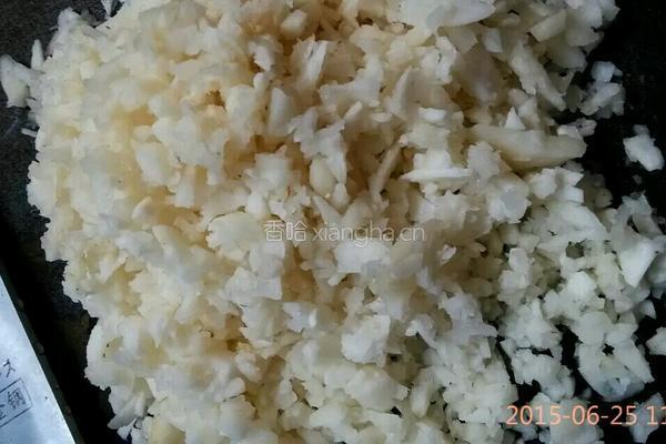 马蹄肉丸子的做法图解3