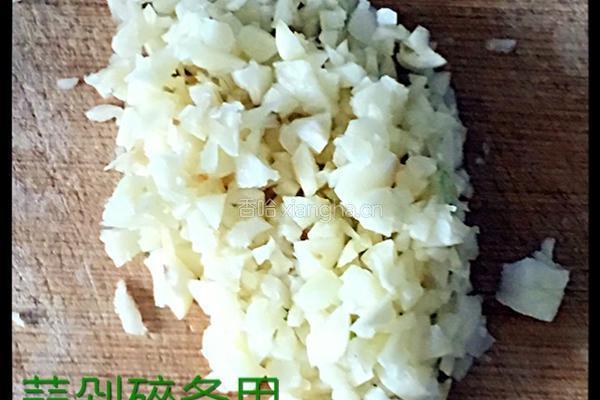 【老黄瓜拌粉丝】的做法图解9