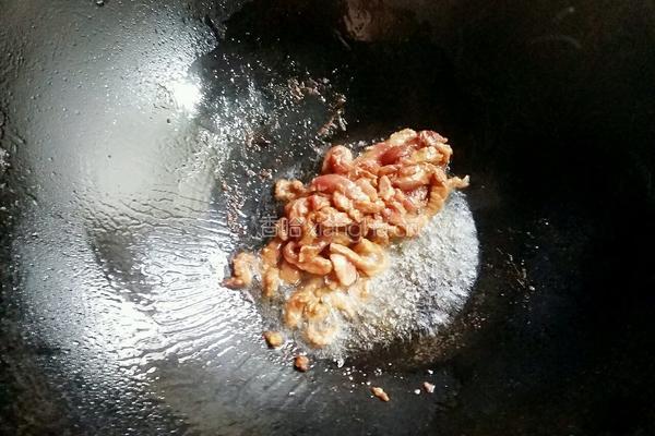 芹菜胡萝卜炒瘦肉的做法图解7