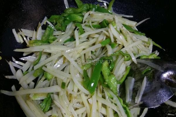 青椒土豆的做法图解6