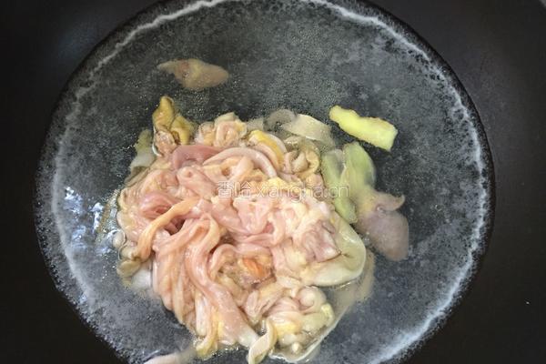 蚝油炒鸡肠的做法图解4