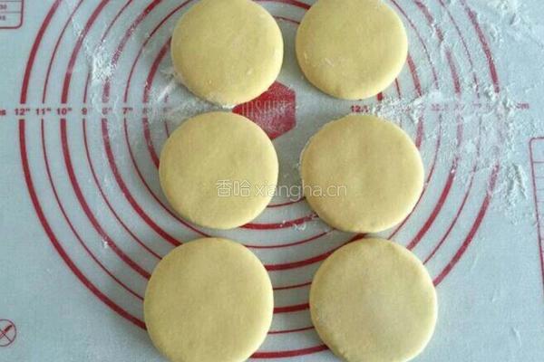 奶香玉米饼的做法图解6