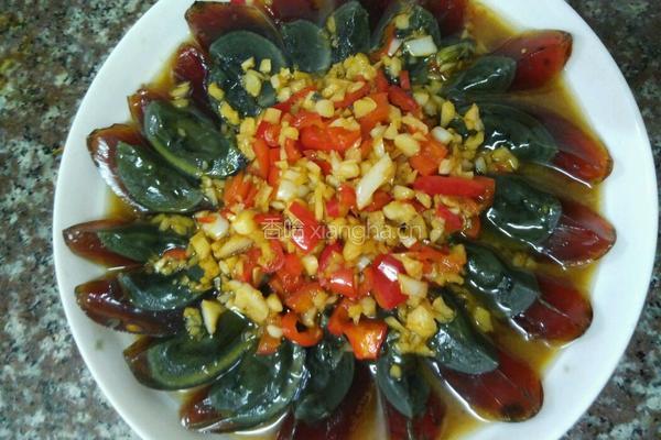 红辣椒松花蛋的做法图解5