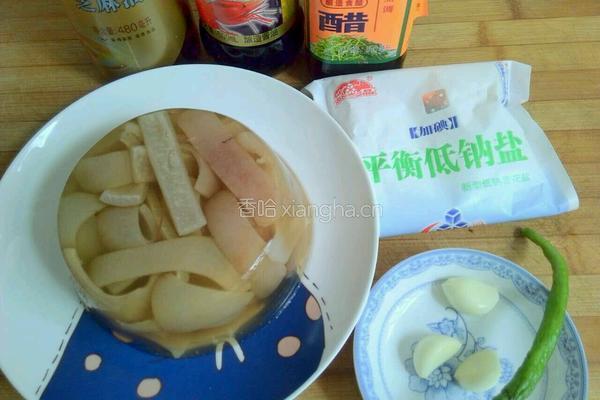凉拌猪皮冻的做法图解1