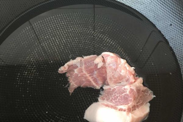 酱炒苦瓜的做法图解1