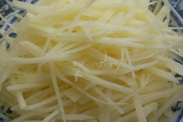 老干妈土豆丝的做法图解1