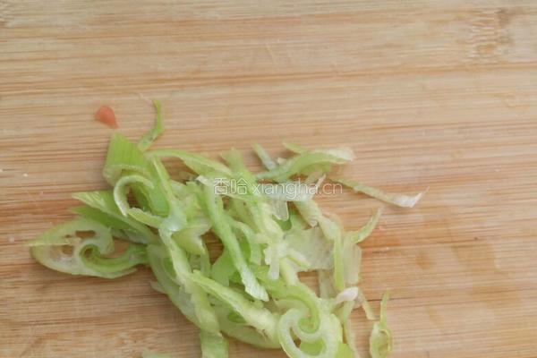 西红柿炒豆角的做法图解1