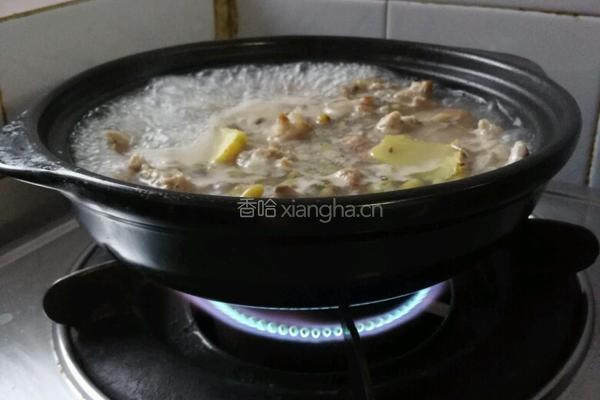 黄豆焖猪尾的做法图解3