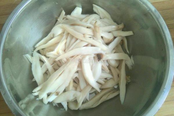 酥脆杏鲍菇的做法图解2