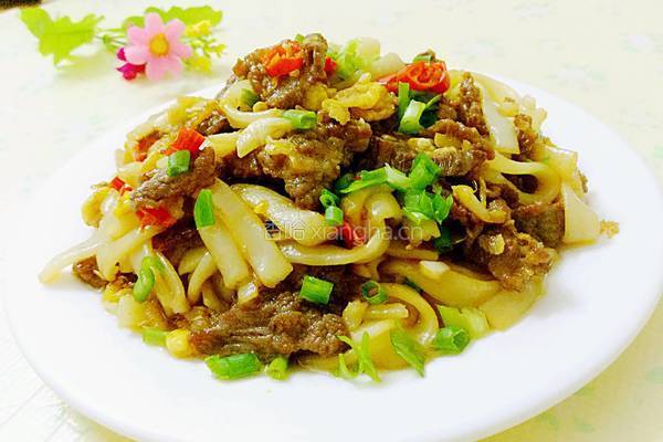 牛肉炒河粉的做法图解11
