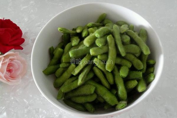凉拌毛豆的做法图解3