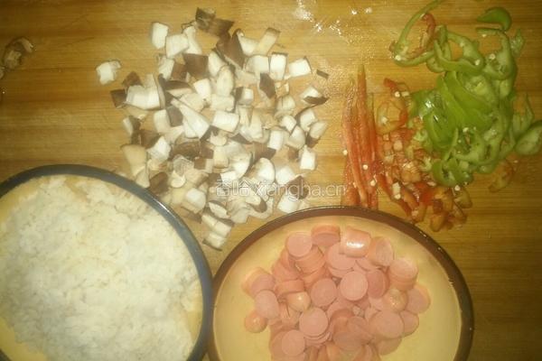 香菇炒饭的做法图解1