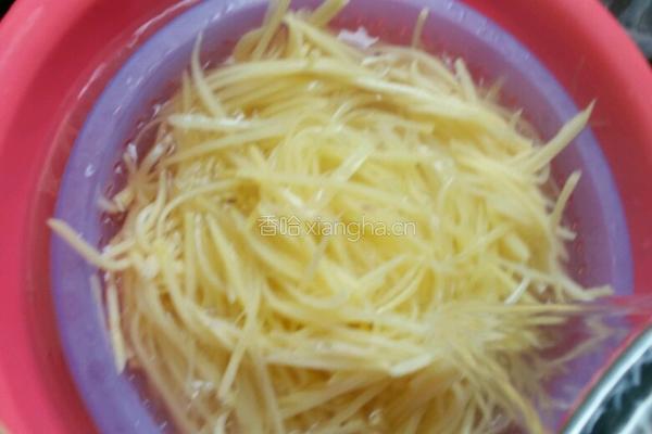 小米辣拌土豆丝的做法图解6