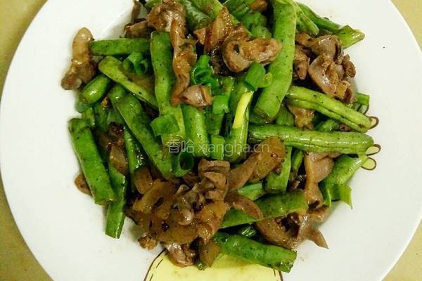 四季豆炒鸡肾