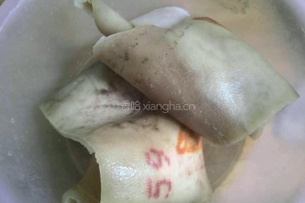 自制猪皮冻的做法图解3