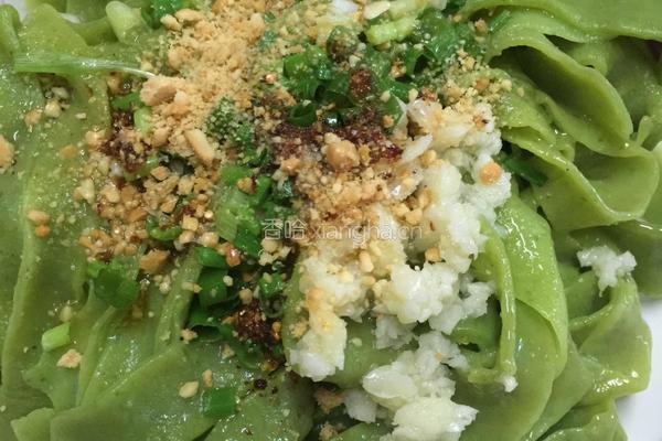 油泼菠菜面的做法图解7