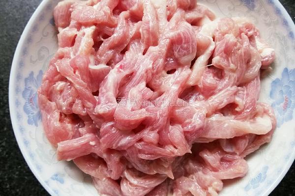 子姜肉丝的做法图解1