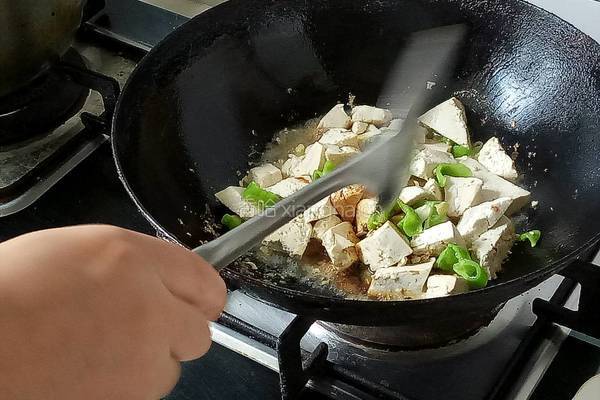 家常红烧豆腐的做法图解7