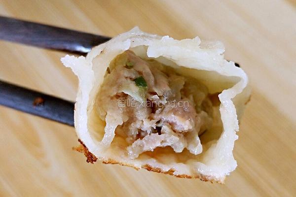 茄子猪肉饺子的做法图解8